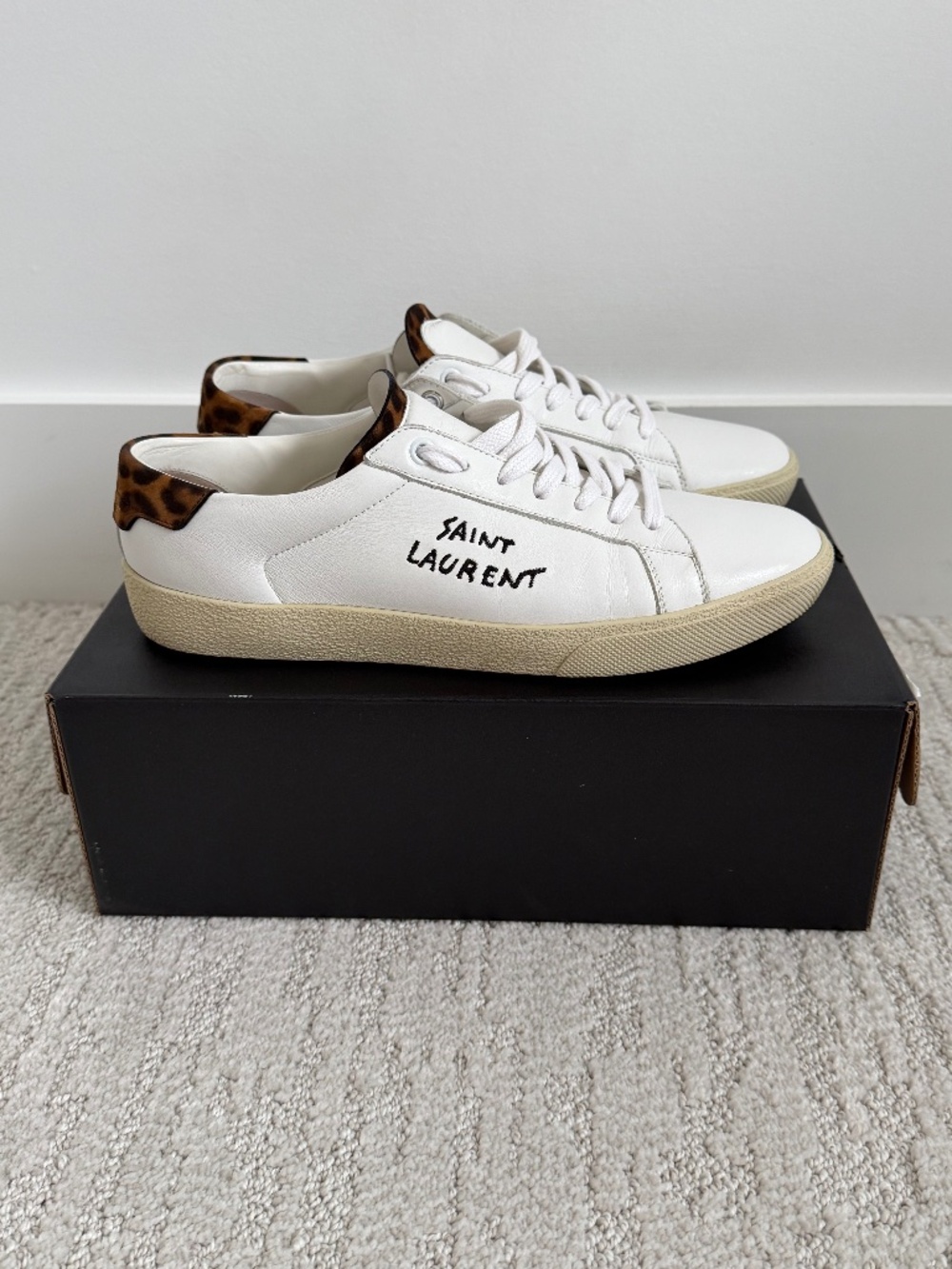 Saint Laurent Court Classic SL/06 Leopard Sneakers – Size 39
